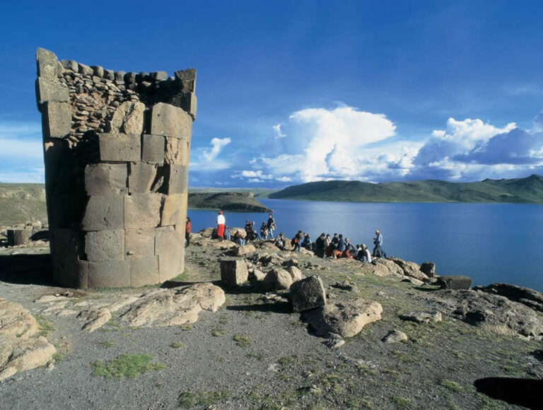 VISIT THE SILLUSTANI`S CHULLPAS -imagen 4